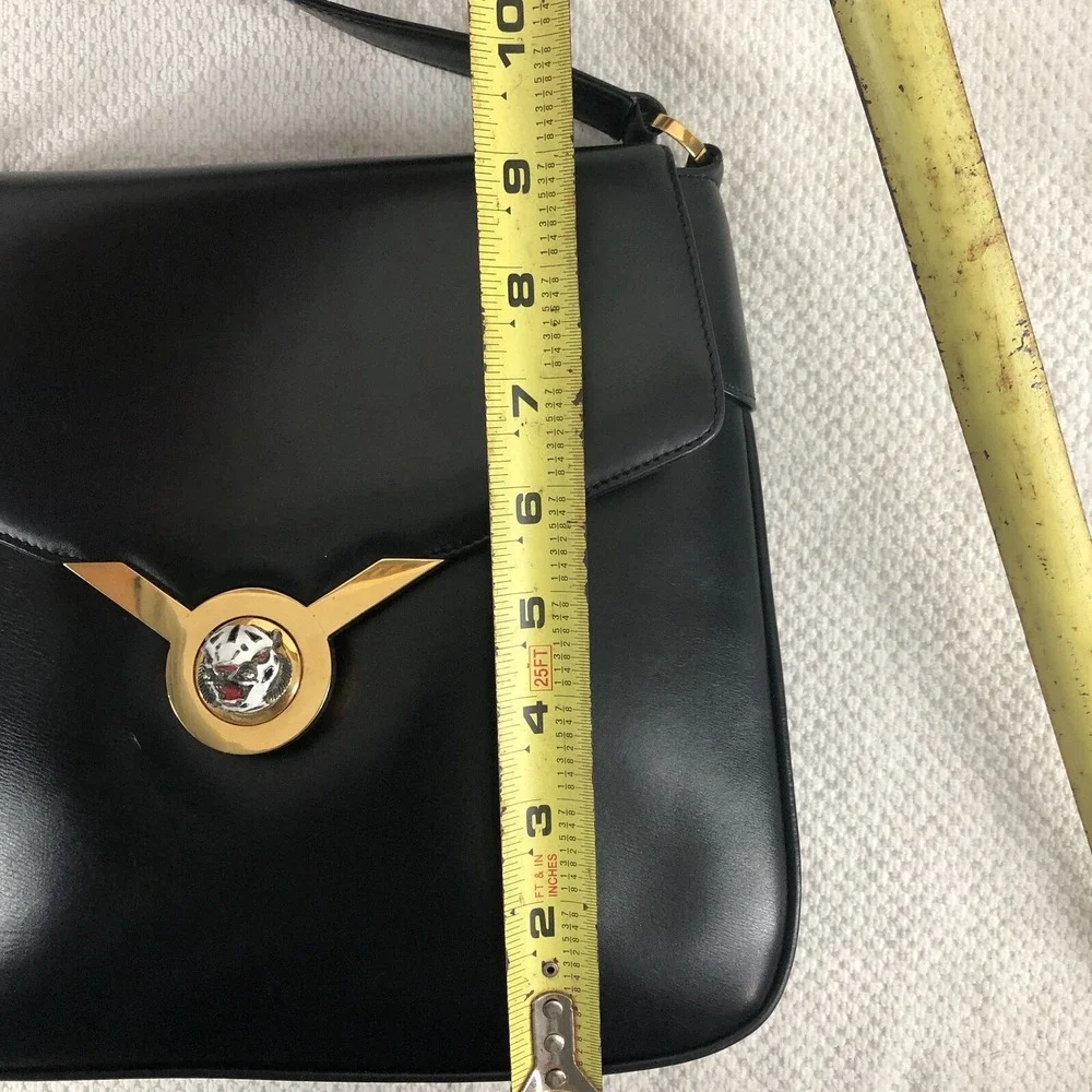 Authentic Gucci‎ Patent Leather Black Lion Turn Lock Shoulder Bag 53637